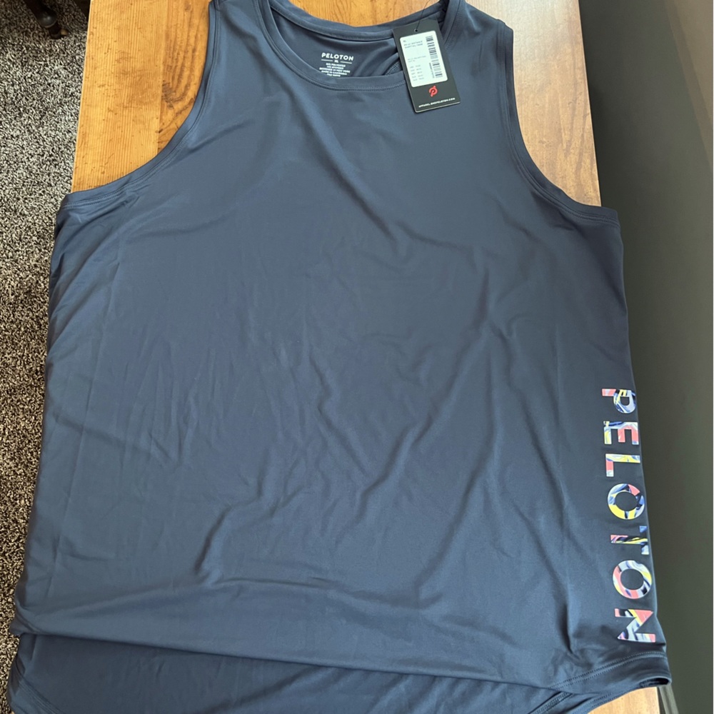 Peloton Tank Top - NWT - XL - gray